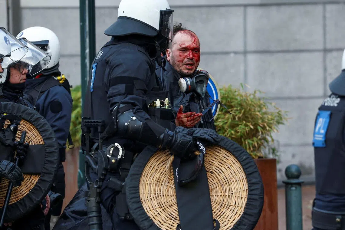 Farmers in Belgium clash with police during protest over EU-Mercosur trade deal
