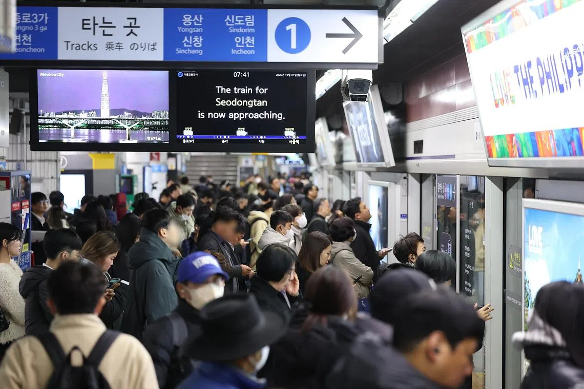 Visitors to South Korea may be able to use public transit with credit cards issued abroad