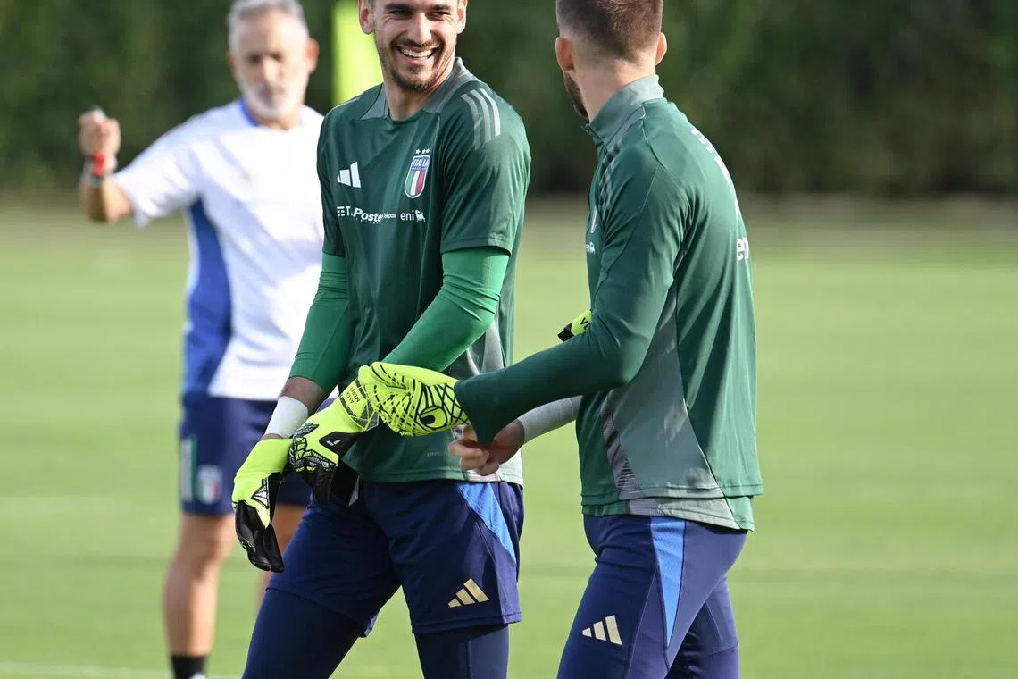 Italy players Alex Meret and Gulielmo Vicario during a training session to prepare for their World Cup qualifiers.