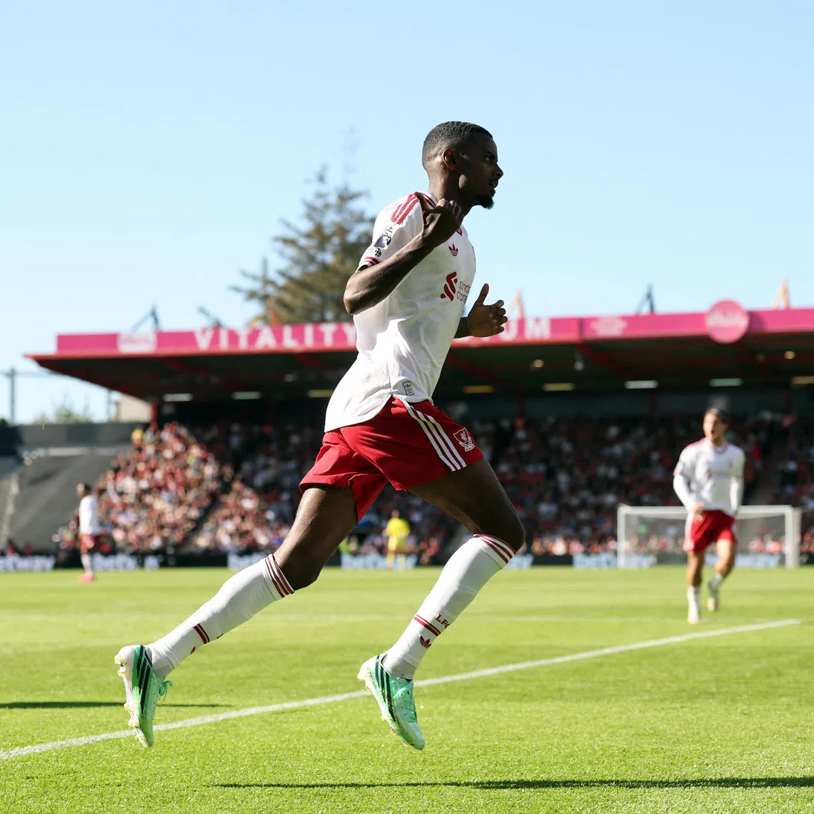 Soccer Football - Premier League - AFC Bournemouth v Liverpool - Vitality Stadium, Bournemouth, Britain - September 20, 2026 Liverpool's Alexander Isak celebrates scoring their first goal Action Images via Reuters/Paul Childs