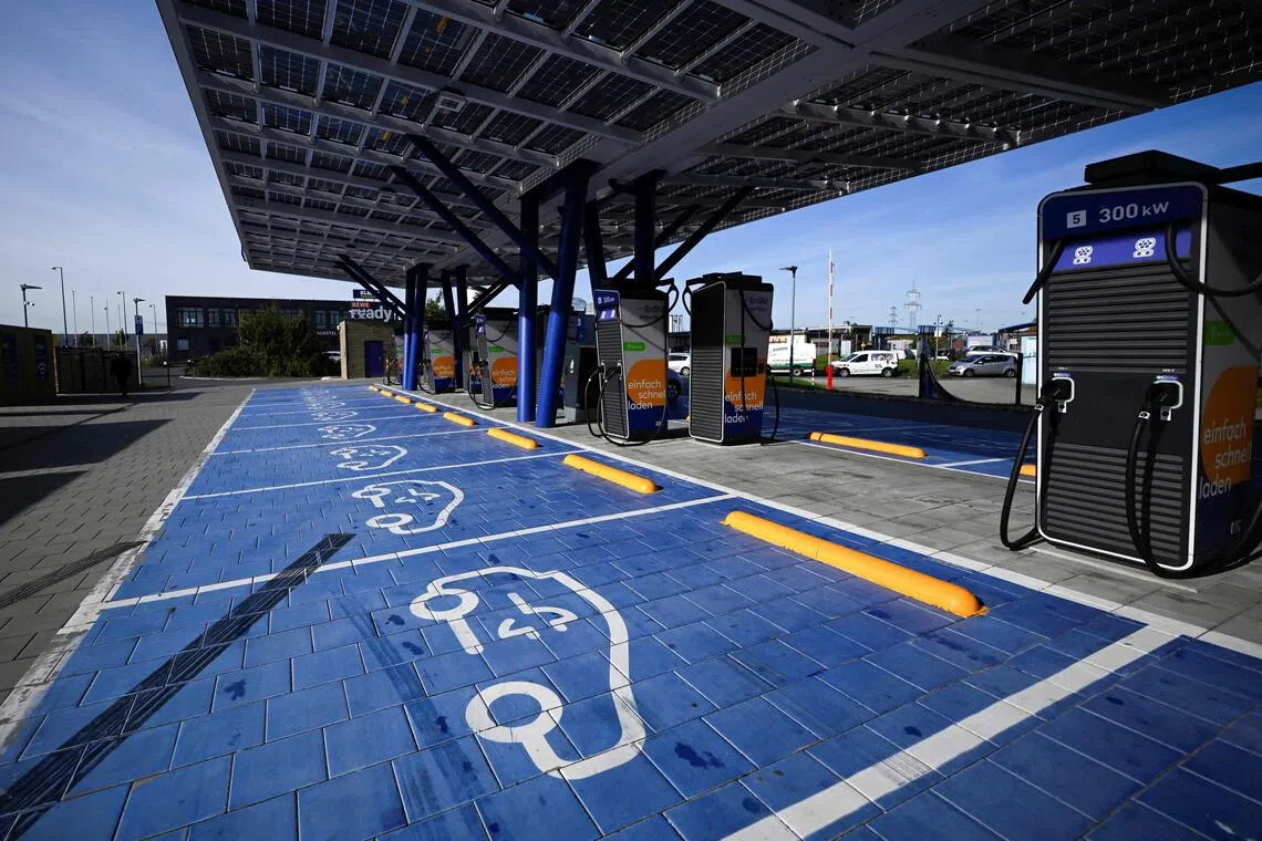 straitstimes.com - Europe tries to buy time for car industry stuck in the present