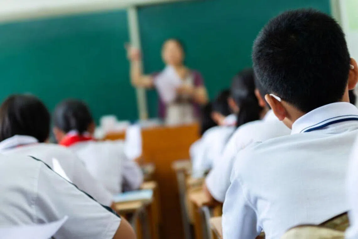 Students in China suffer from lack of sleep and increased anxiety and depression due to heavy homework loads, according to experts.