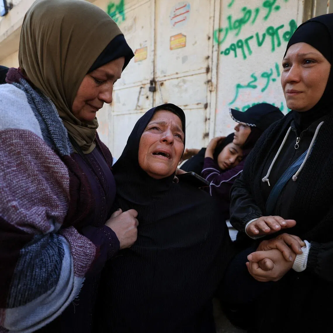 At least 800 Palestinians have been killed since an October 2025 ceasefire took affect, according to local medics.