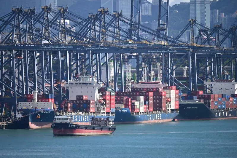 UN shipping agency delays decision on carbon price under US pressure