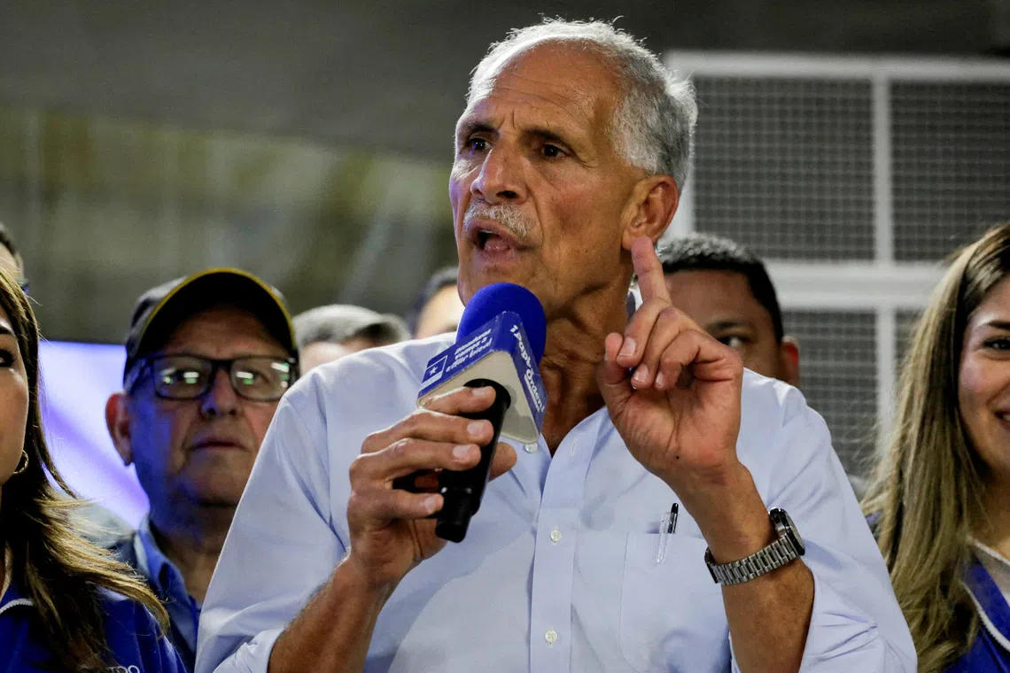 Presidential candidate Nasry Asfura of the National Party of Honduras (PN) speaks at a press conference on the day of the general election in Tegucigalpa, Honduras, November 30, 2025. REUTERS/Leonel Estrada