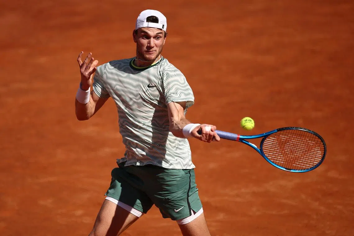 FILE PHOTO: Tennis - Italian Open - Foro Italico, Rome, Italy - May 11, 2024 Britain's Jack Draper in action during his round of 64 match against Russia's Daniil Medvedev REUTERS/Guglielmo Mangiapane/File Photo