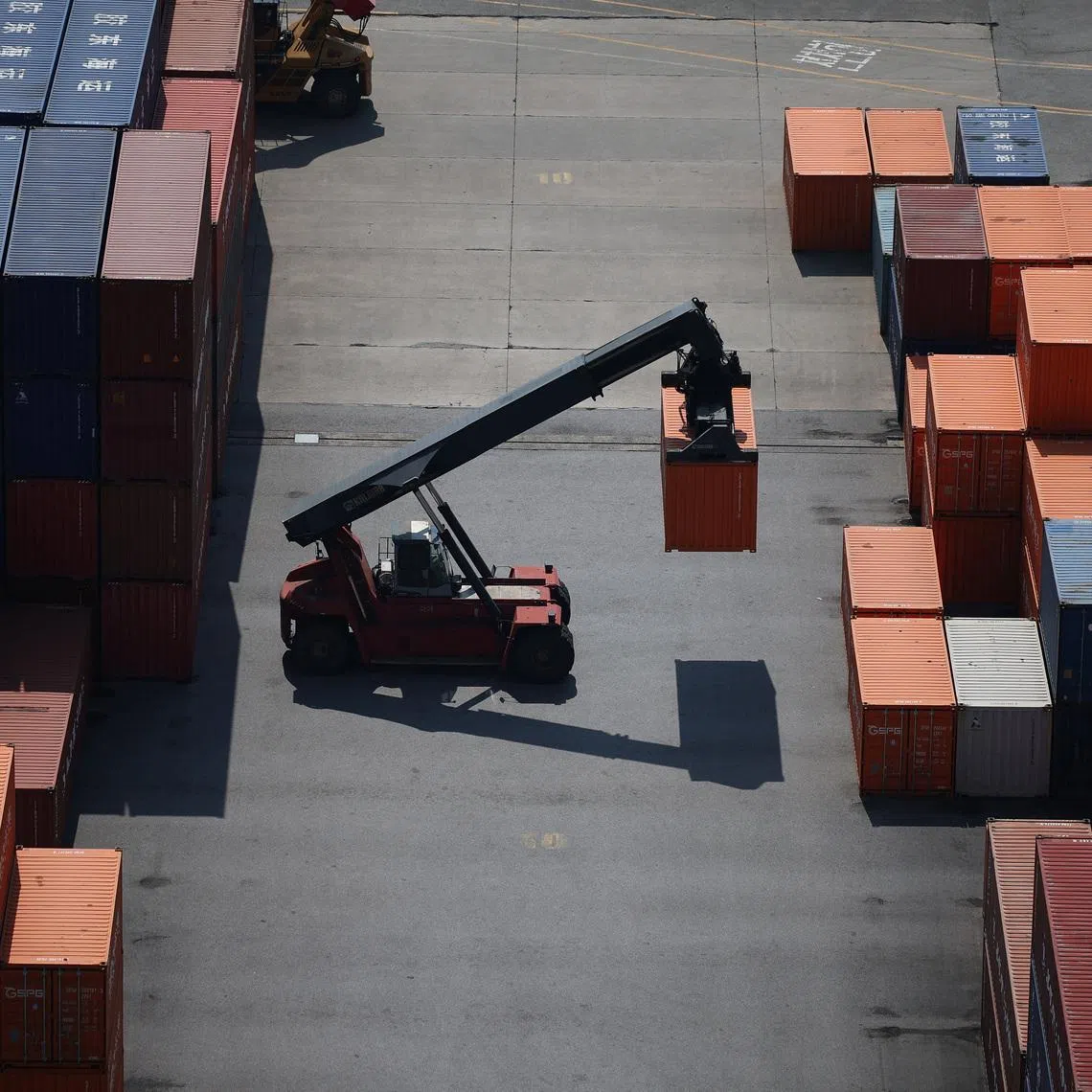 Shipping containers are seen at Pyeongtaek port in Pyeongtaek, South Korea, April 15, 2025. REUTERS/Kim Hong-Ji