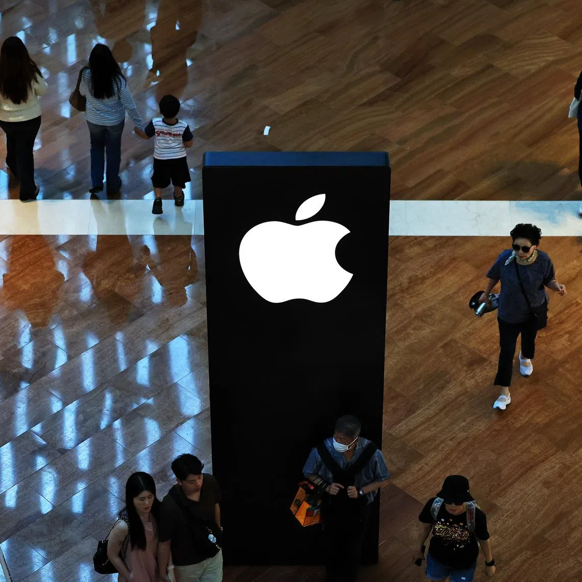 Tech giant Apple has retained its ranking as Singapore’s best employer.
