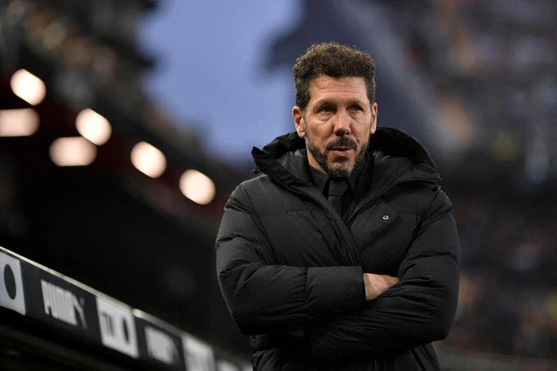 FILE PHOTO: Soccer Football - LaLiga - Valencia v Atletico Madrid - Estadio de Mestalla, Valencia, Spain - February 22, 2025 Atletico Madrid coach Diego Simeone looks on REUTERS/Pablo Morano/File Photo