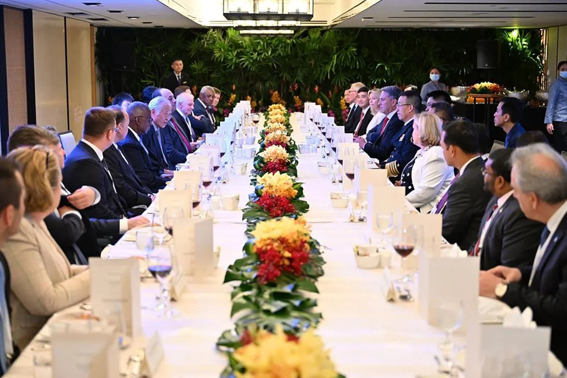 myround01 - Minister for Defence Dr Ng Eng Hen hosting Ministers and their representatives to a Ministerial Roundtable during the 21st Shangri-La Dialogue.

Credit: MINDEF