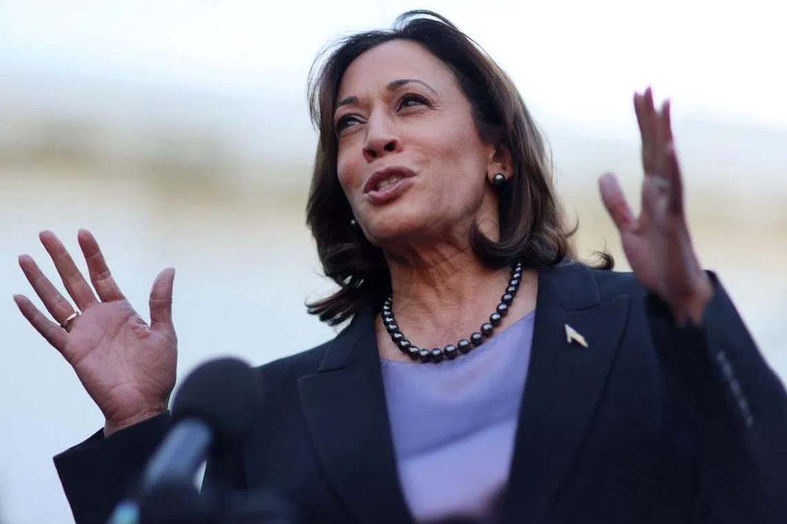 U.S. Vice President Kamala Harris delivers a statement about abortion rights to members of the news media at the White House in Washington, U.S., November 8, 2023. REUTERS/Leah Millis/File Photo