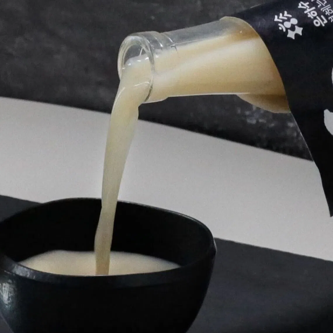 Selected for the official banquet of the Apec 2025 ministerial meeting, “A Night Counting Stars in the Milky Way” is a premium makgeolli brewed by Bal-Hyo Gongbang 1991.