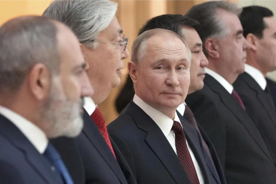 Russian President Vladimir Putin attends an informal summit of the Commonwealth of Independent States (CIS) in St. Petersburg, Russia, 26 December 2022. An informal meeting of the leaders of the CIS countries will be held on December 26-27 at the Boris Yeltsin Presidential Library in St. Petersburg. It is attended by President of Azerbaijan Ilham Aliyev, Prime Minister of Armenia Nikol Pashinyan, President of Belarus Alexander Lukashenko, President of Kazakhstan Kassym-Jomart Tokayev, President of Kyrgyzstan Sadyr Japarov, President of Tajikistan Emomali Rahmon, President of Turkmenistan Serdar Berdimuhamedov and President of Uzbekistan Shavkat Mirziyoyev.  According to Vladimir Putin, cooperation between the CIS countries is proceeding successfully, by the end of the year the trade turnover should reach 100 billion USD.  EPA-EFE/ALEXEI DANICHEV/SPUTNIK/KREMLIN POOL MANDATORY CREDIT