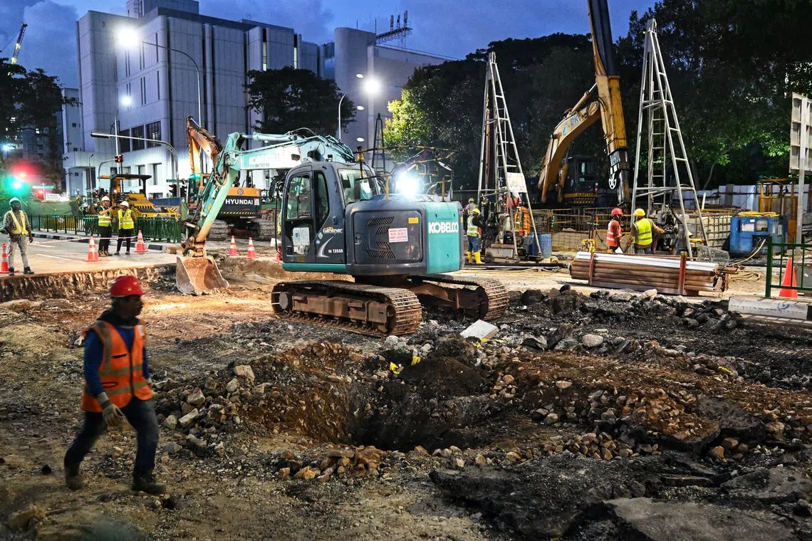 The sinkhole was located near a PUB construction site, which involved sewer laying works.