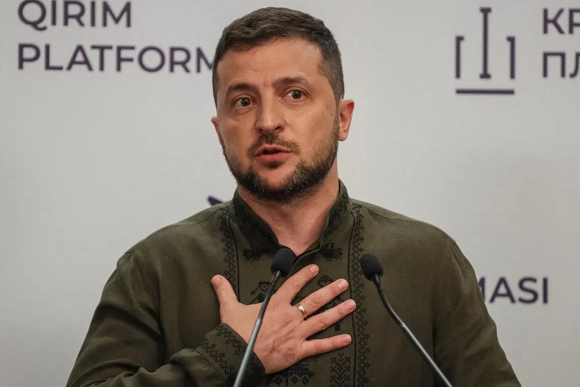 FILE PHOTO: Ukraine's President Volodymyr Zelenskiy attends a news conference, amid Russia's attack on Ukraine, in Kyiv, Ukraine  on August 23, 2022.REUTERS/Gleb Garanich/File Photo