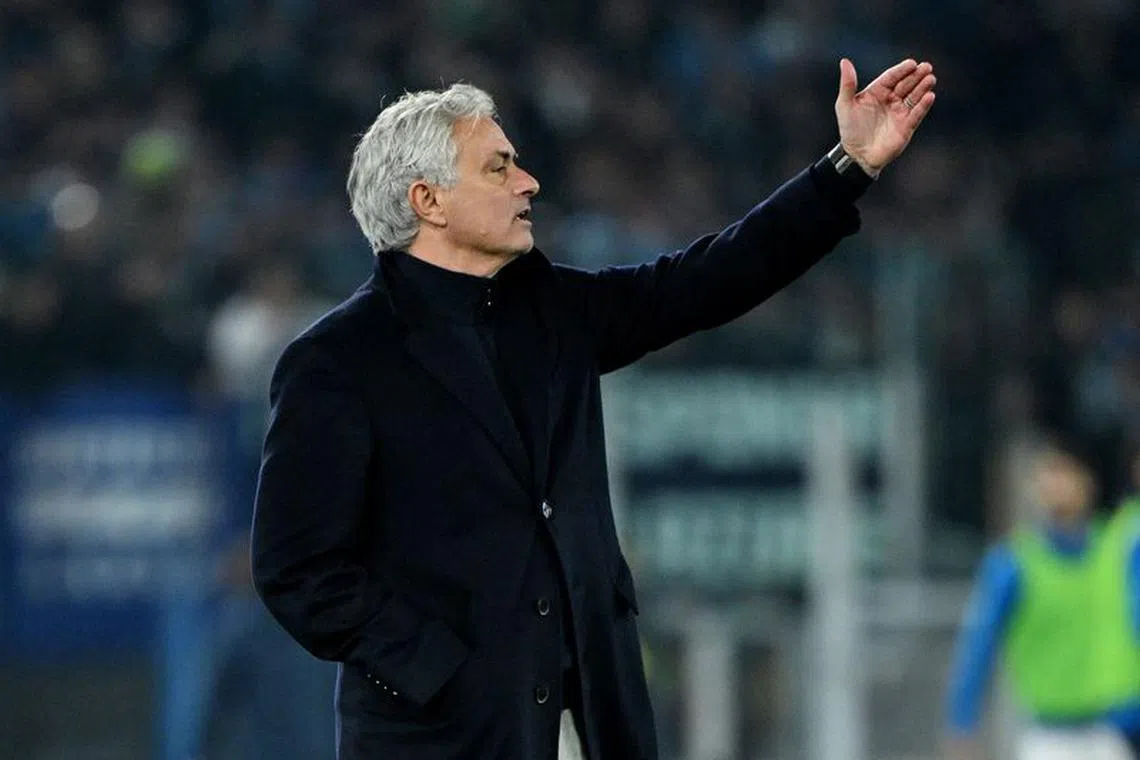Soccer Football - Coppa Italia - Quarter Final - Lazio v AS Roma - Stadio Olimpico, Rome, Italy - January 10, 2024 AS Roma coach Jose Mourinho REUTERS/Alberto Lingria