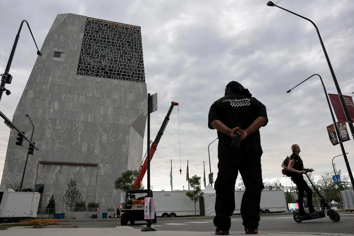 An eight-storey, irregularly shaped granite-clad tower – nicknamed the Obamalisk – houses the Obama Presidential Center museum.
