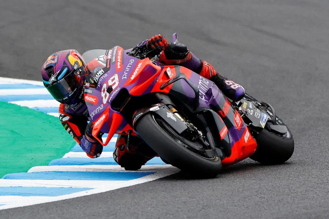 FILE PHOTO: MotoGP - Japanese Grand Prix - Mobility Resort Motegi, Motegi, Japan - October 5, 2024 Prima Pramac Racing's Jorge Martin in action during the sprint race REUTERS/Kim Kyung-Hoon/File Photo