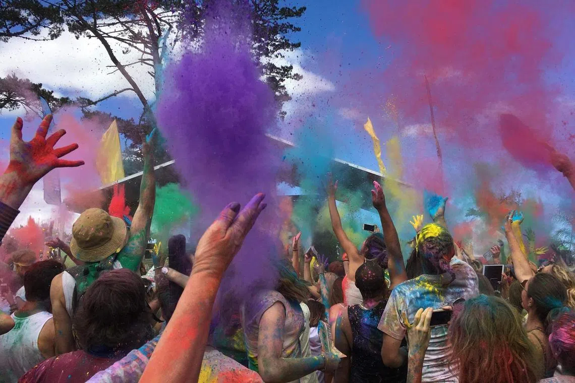 hfindian - Holi, also known as the Festival of Colours, is celebrated in various cities in New Zealand, including Auckland and Wellington. Participants throw coloured water or powder at each other, as they sing and dance. 


Photo: Courtesy of Apoorva Rajashekar