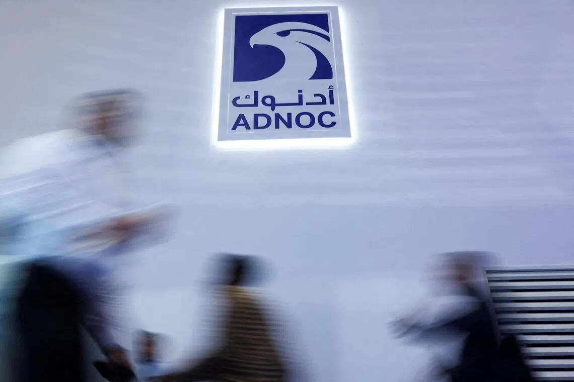 Abu Dhabi National Oil Company, the UAE’s biggest oil producer, has halted plans to market its first-ever yuan-denominated bond, which could have raised as much as 14 billion yuan (S$2.6 billion). 