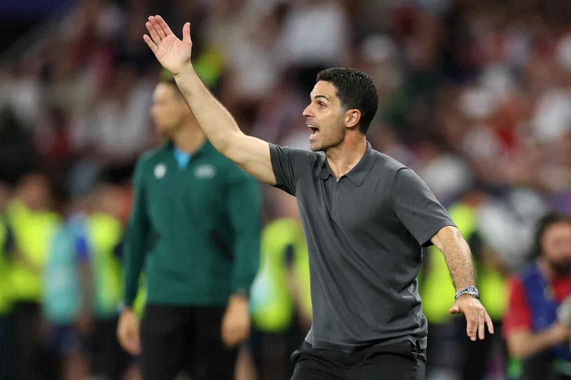Soccer Football - UEFA Champions League - Final - Paris St Germain v Arsenal - Puskas Arena, Budapest, Hungary - May 30, 2026 Arsenal manager Mikel Arteta reacts REUTERS/Andrew Boyers