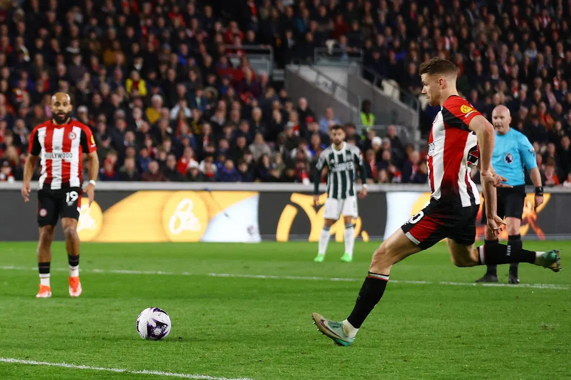 Soccer Football - Premier League - Brentford v Manchester United - Brentford Community Stadium, London, Britain - March 30, 2024 Brentford's Kristoffer Ajer scores their first goal Action Images via Reuters/Matthew Childs