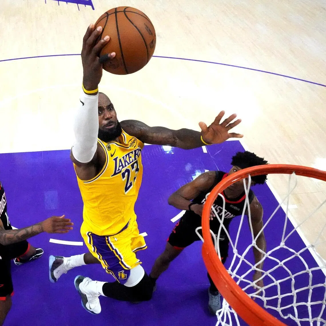 LeBron James told the Los Angeles Lakers last week that he was departing after eight seasons and a title in Southern California.