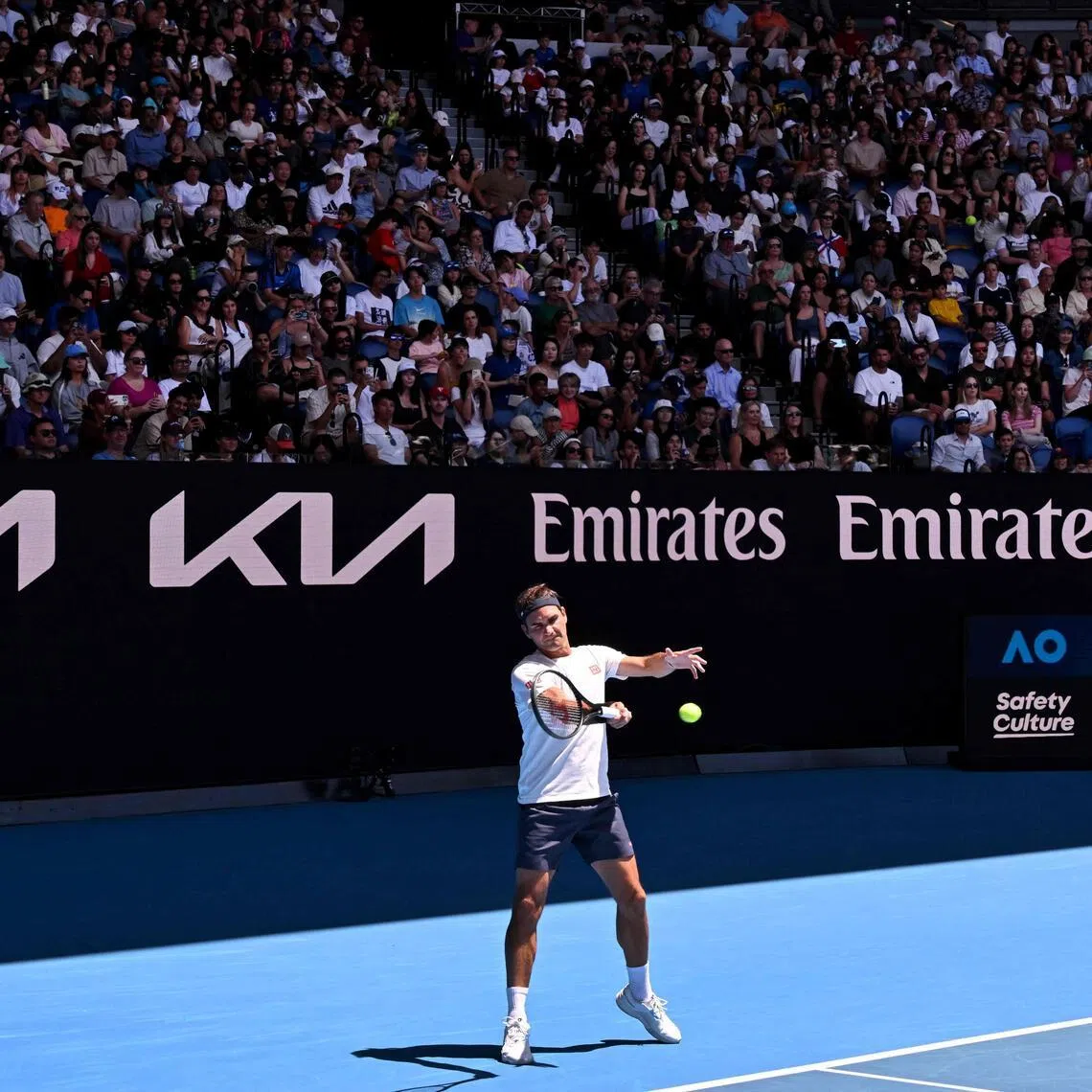Swiss legend Roger Federer (above), 44, beat world No. 13 Casper Ruud in a single tiebreak during a practice session that was watched by a packed Rod Laver Arena.
