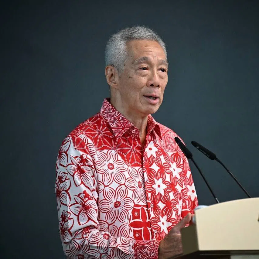 Senior Minister Lee Hsien Loong urged Singaporeans to experience the book and exhibition, and see how Singapore came to be a sovereign, democratic and independent nation.