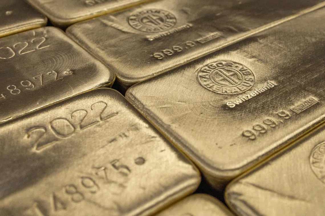 The precious metal has risen almost 1 per cent this week following its 1.4 per cent increase last week, to put it within reach of a record high.