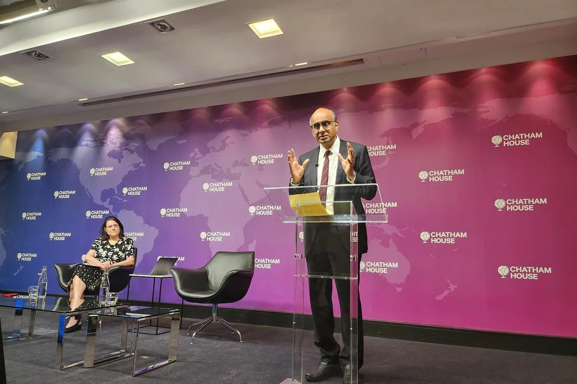 Senior Minister Tharman Shanmugaratnam said that countries should not sacrifice absolute economic performance to secure relative performance. 