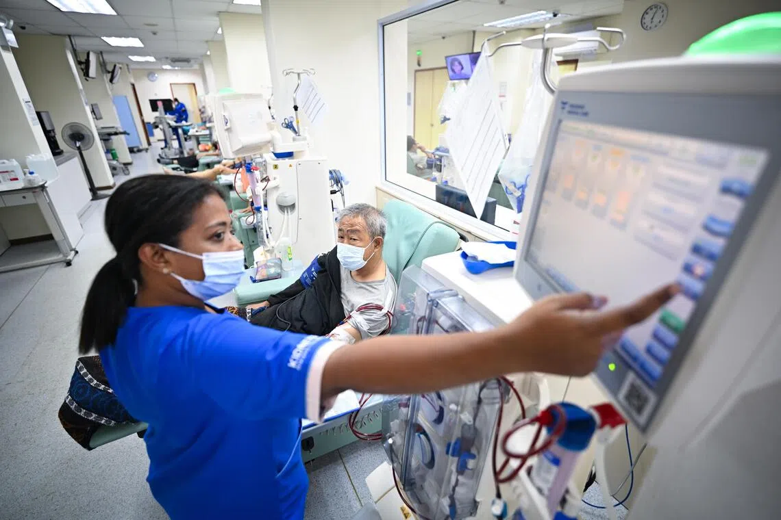 For individuals with end-stage kidney disease, a kidney transplant is considered the better treatment option over dialysis because it offers a more active lifestyle and significantly increases the chances of a longer, healthier life. However, there is a long queue. As of June 2025, a total of 412 patients were on the waiting list for a kidney. 
(ST PHOTO: LIM YAOHUI)