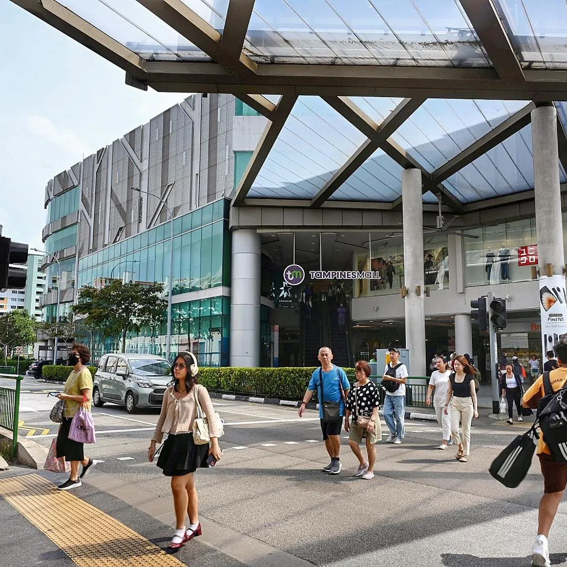 The drop in core inflation was driven by a fall in retail prices as well as lower electricity and gas inflation.