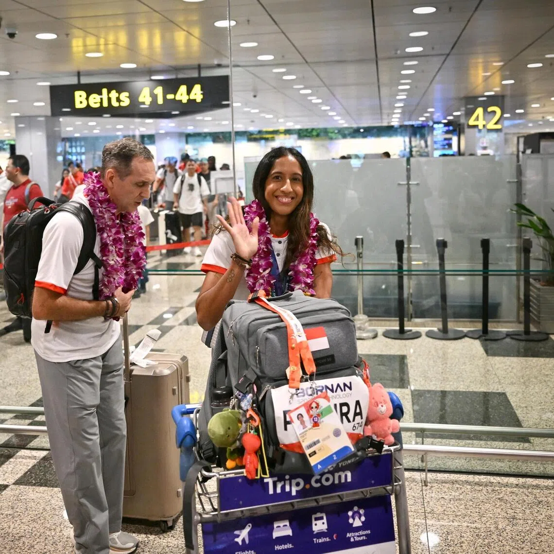 National sprinter Shanti Pereira and her coach, Luis Cunha, deserved a bigger crowd on their return to Singapore.