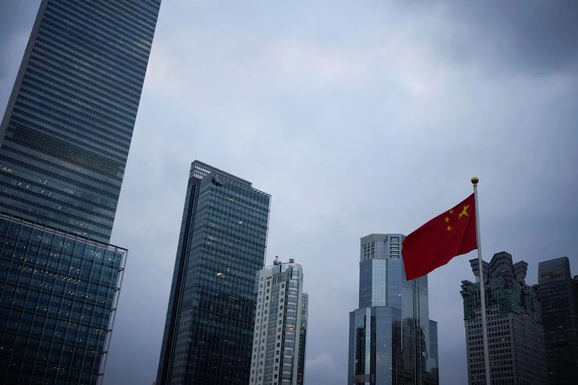 Police from Xiangyang city travelled more than 1,200km to the city of Huizhou in Guangdong province to make the arrest.