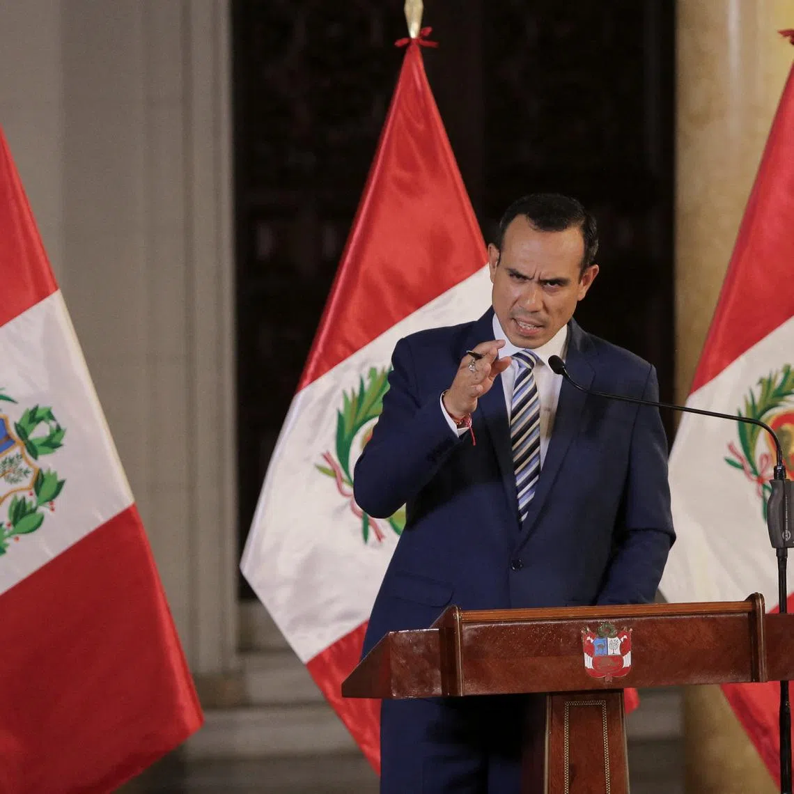 Peruvian President Jose Jeri holds a press conference after facing a congressional oversight committee, amid a scandal over undisclosed meetings with a Chinese businessman, a case that has intensified scrutiny over his government's transparency and accountability, at the Government Palace, in Lima, Peru, January 21, 2026. REUTERS/Gerardo Marin