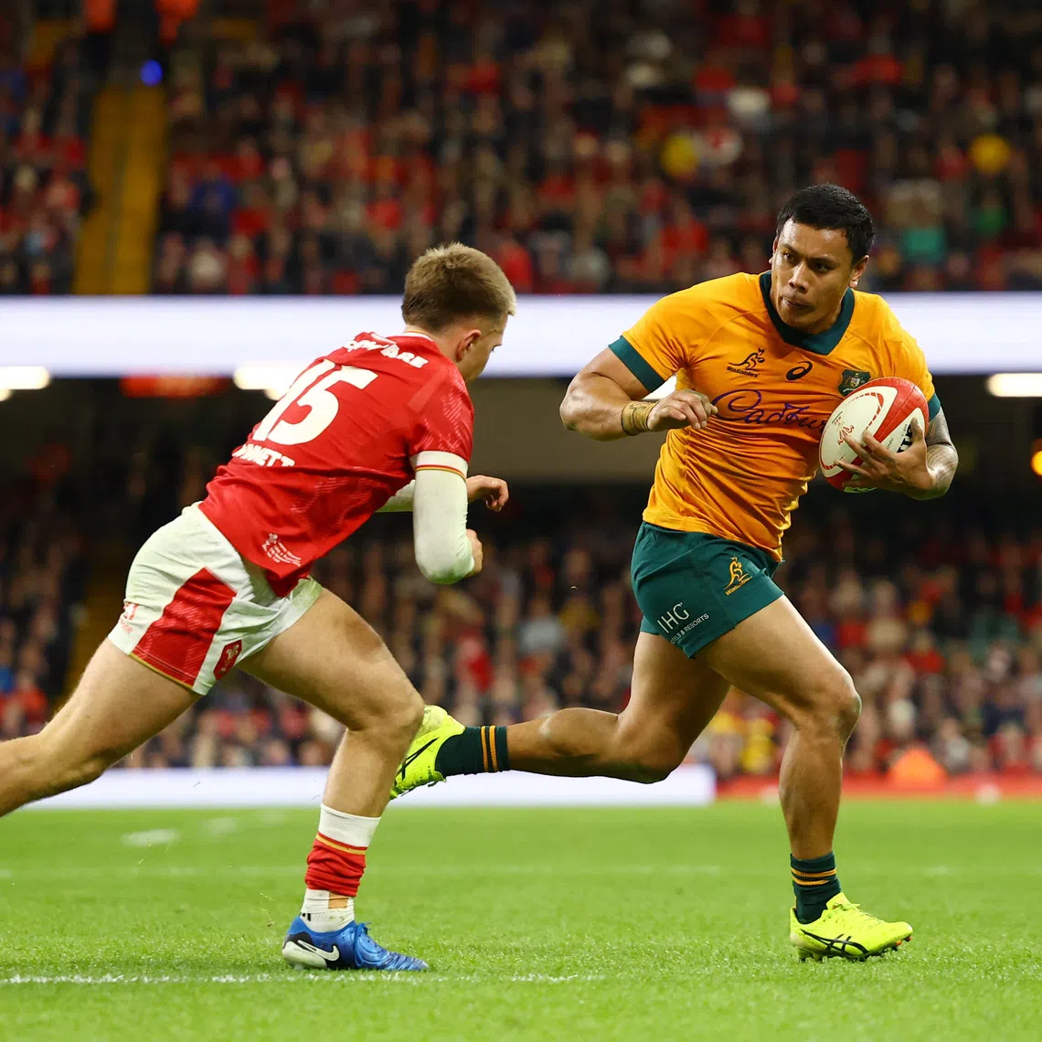 Rugby Union - Autumn Internationals - Wales v Australia - Millennium Stadium, Cardiff, Wales, Britain - November 17, 2024 Australia's Len Ikitau in action before scoring a try Action Images via Reuters/Matthew Childs