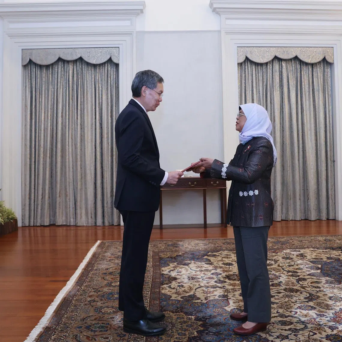 President Halimah Yacob presented Letters of Credence to Ambassador-designate to the United States of America, Mr Lui Tuck Yew.
