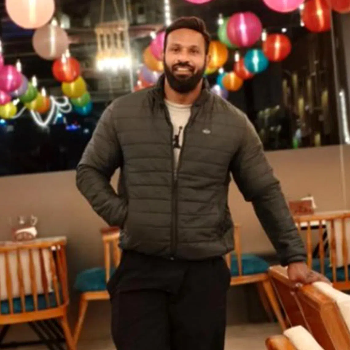 Gym instructor Deepak Kumar has become a hero in India after standing up for a bullied Muslim shopkeeper.