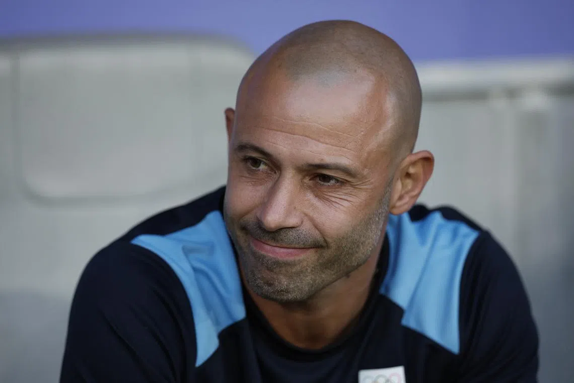 FILE PHOTO: Paris 2024 Olympics - Football - Men's Quarter-final - France vs Argentina - Bordeaux Stadium, Bordeaux, France - August 02, 2024. Argentina coach Javier Mascherano before the match. REUTERS/Stephane Mahe/File Photo
