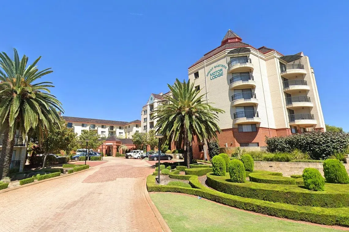 Great Eastern Motor Lodge is situated along the main road linking the domestic and international terminals at Perth Airport to the CBD.