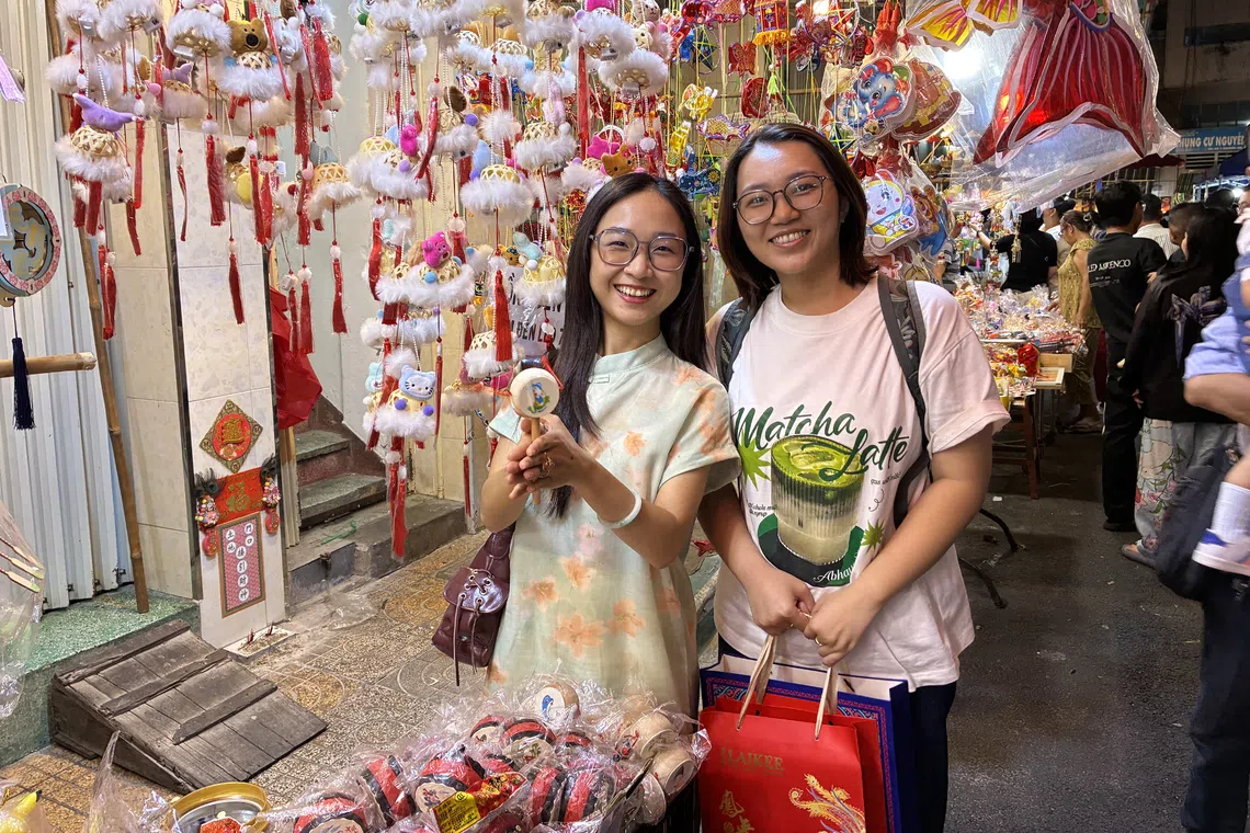 Chinese-Vietnamese youth wield social media in search of their roots