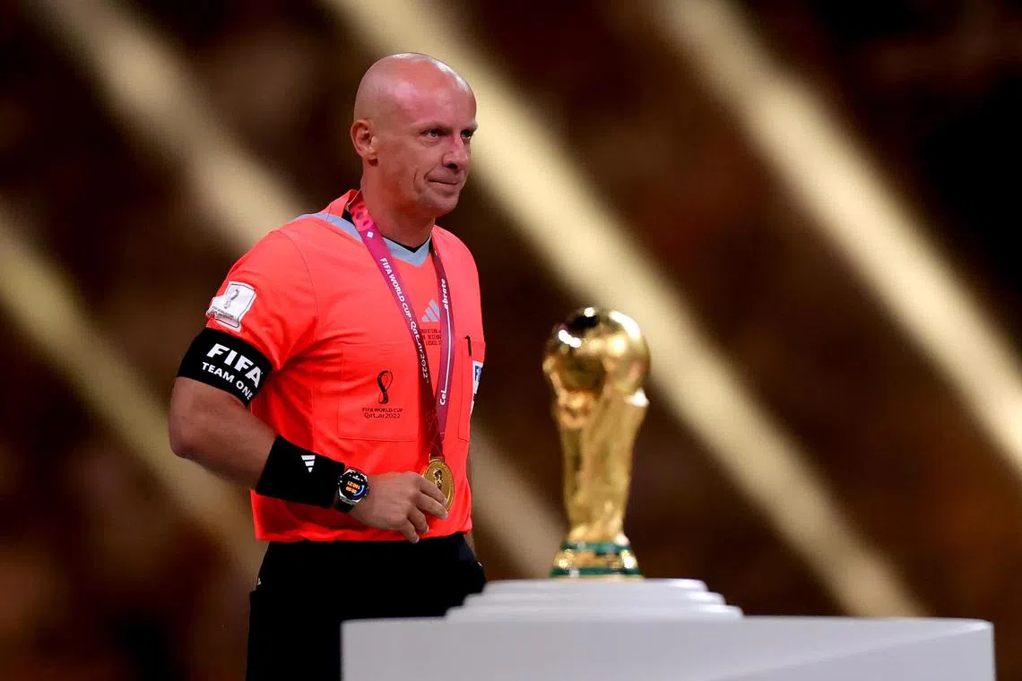 Polish referee Szymon Marciniak pointed out that several French substitutes were also on the field when Kylian Mbappe scored one of his goals.