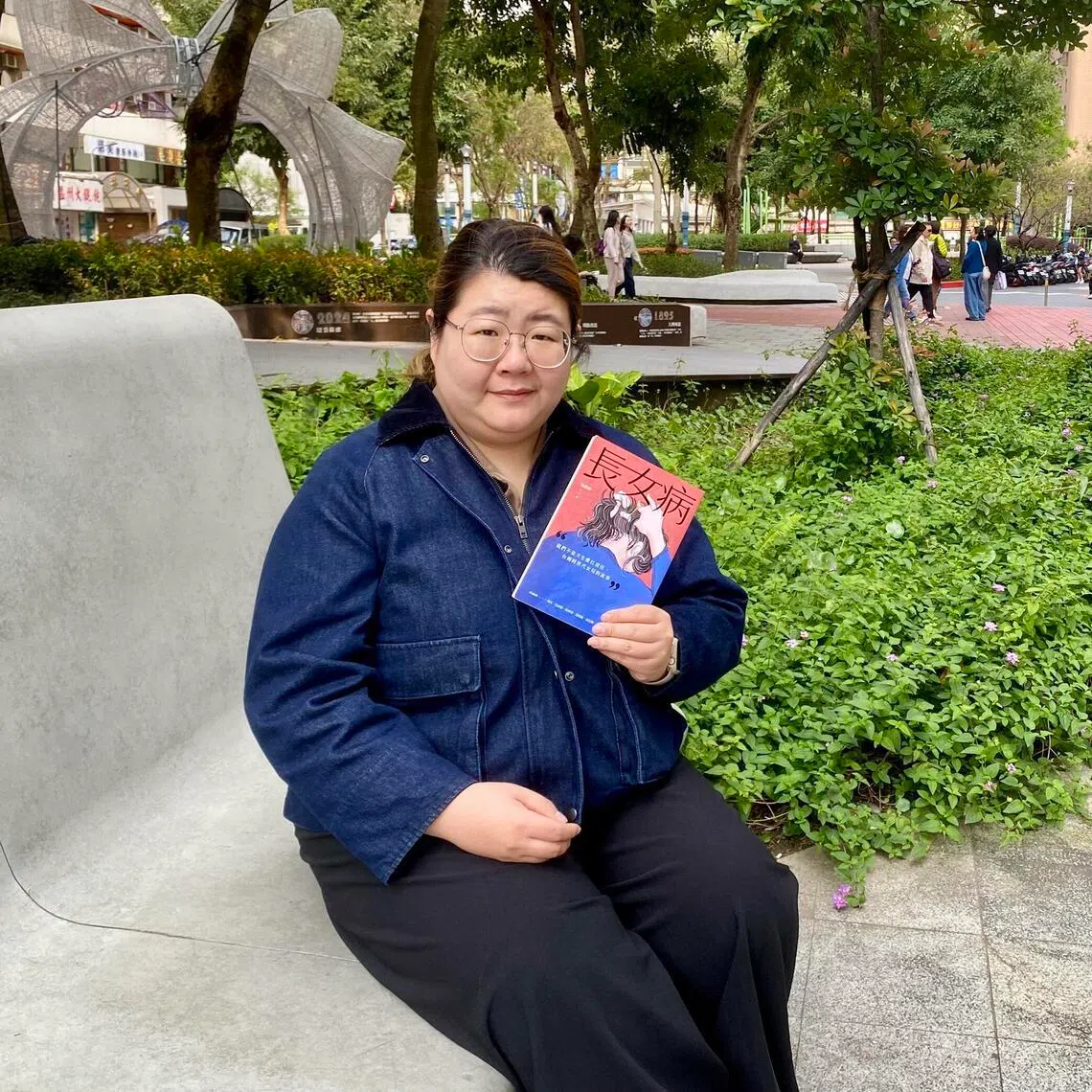 wyyletter01 - Taiwanese writer Chang Hui-tzu's book has sparked discussions about "eldest daughter syndrome" in Taiwan. 
ST PHOTO: YIP WAI YEE