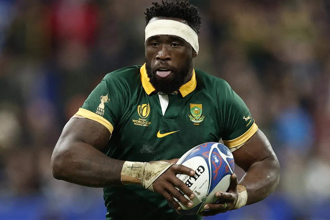 FILE PHOTO: Rugby Union - Rugby World Cup 2023 - Final - New Zealand v South Africa - Stade de France, Saint-Denis, France - October 28, 2023 South Africa's Siya Kolisi in action REUTERS/Benoit Tessier/File Photo