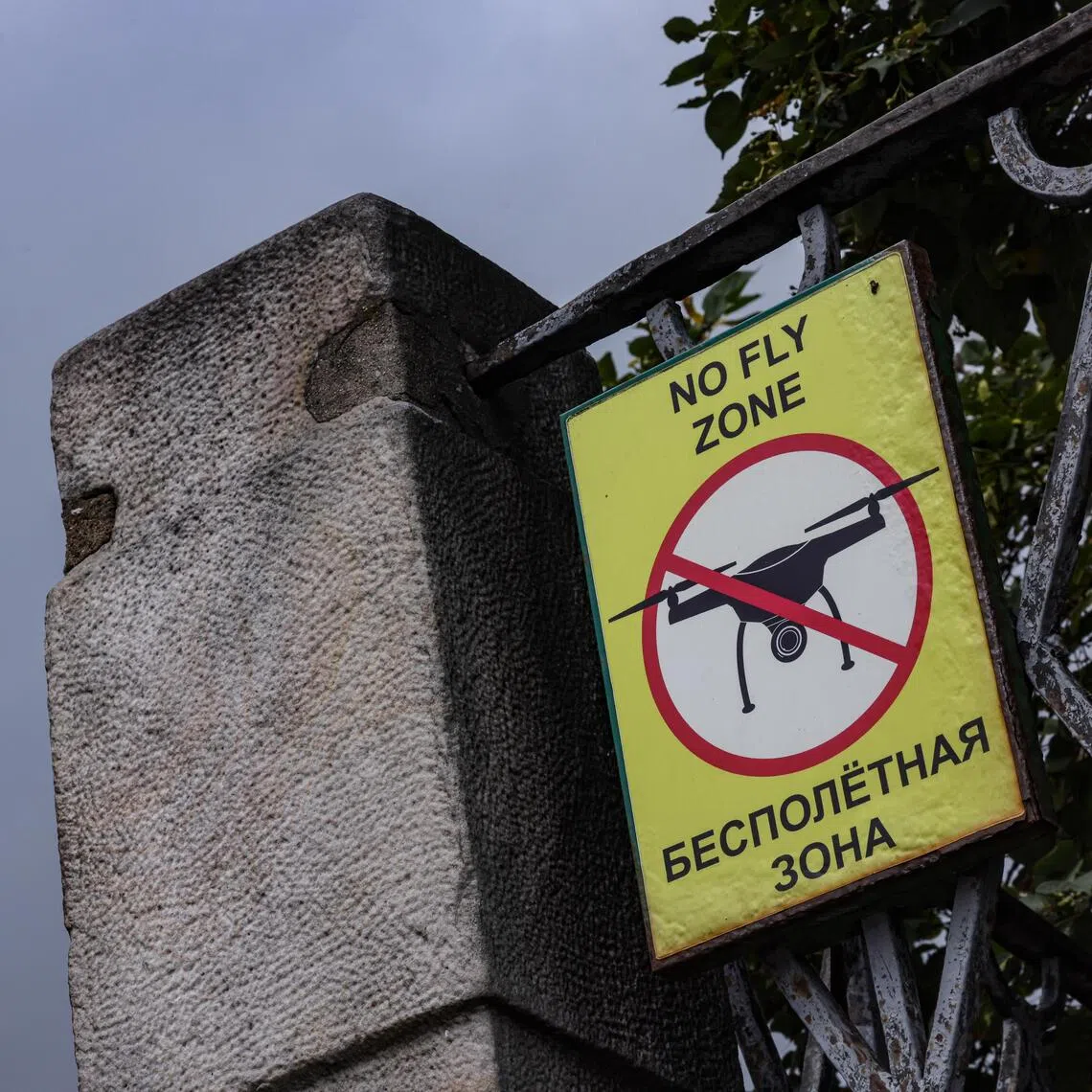 A drone warning outside the Kremlin in Moscow. A network of saboteurs controlled by Russian state services is targeting European countries, Germany’s Spiegel reported, citing Romanian intelligence officials.