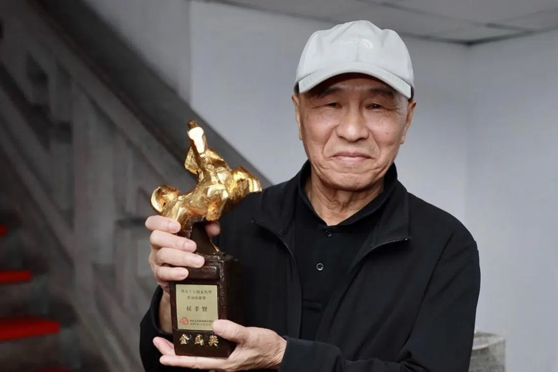 Taiwanese director Hou Hsiao-hsien received the Lifetime Achievement Award at the Golden Horse Awards in 2020.