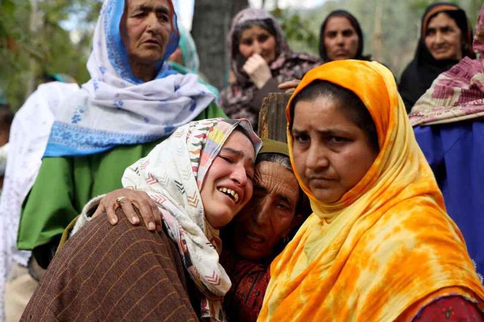 Women reacting on April 23 during the funeral of a victim in a suspected militant attack near Pahalgam in Kashmir. Photo: Reuters (2025)
