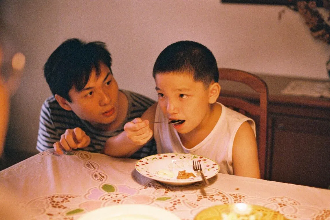 Anthony Chen with a then 11-year-old Koh Jia Ler in Ilo Ilo (2013).