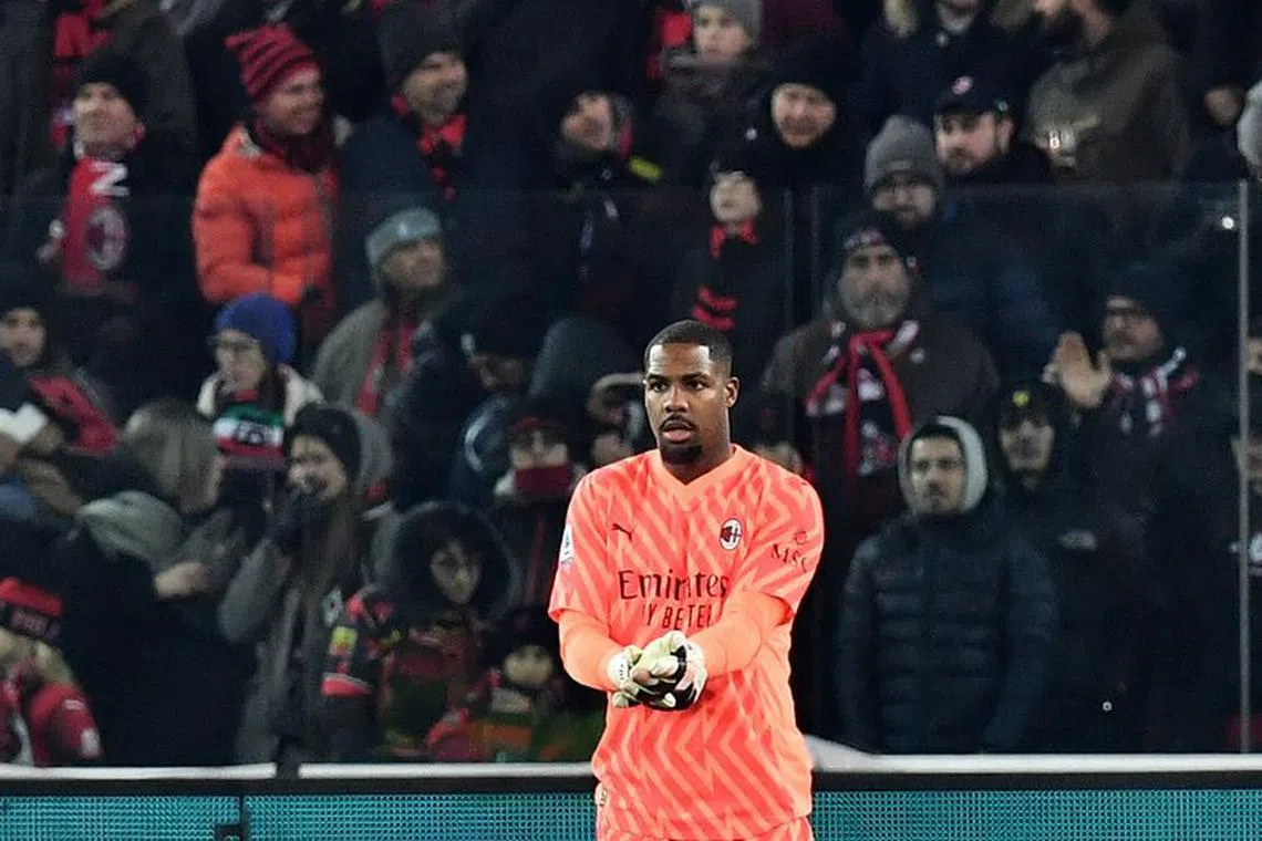 FILE PHOTO: Soccer Football - Serie A - Udinese v AC Milan - Dacia Arena, Udine, Italy - January 20, 2024 AC Milan's Mike Maignan reacts REUTERS/Jennifer Lorenzini/File Photo